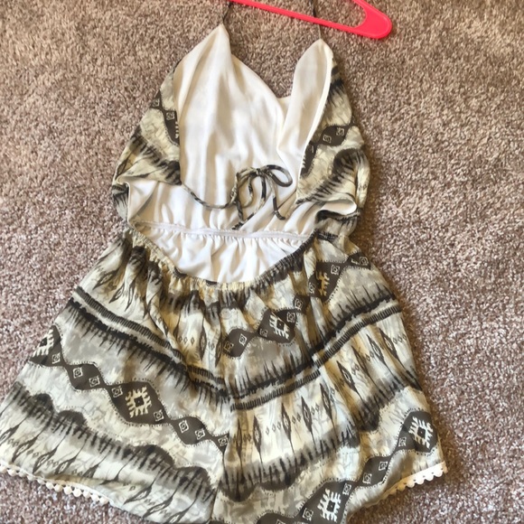 Open back tribal romper - Picture 2 of 3